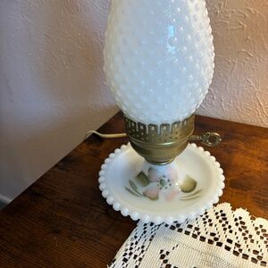 Milk glass hobnail lamp with pink flowers 🌸
